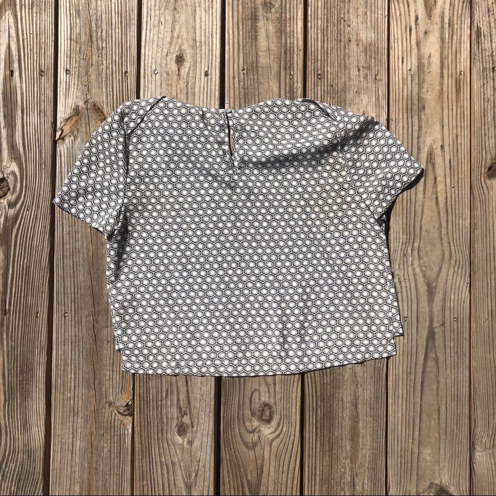 Forever 21 Patterned Top - Picture 2 of 4